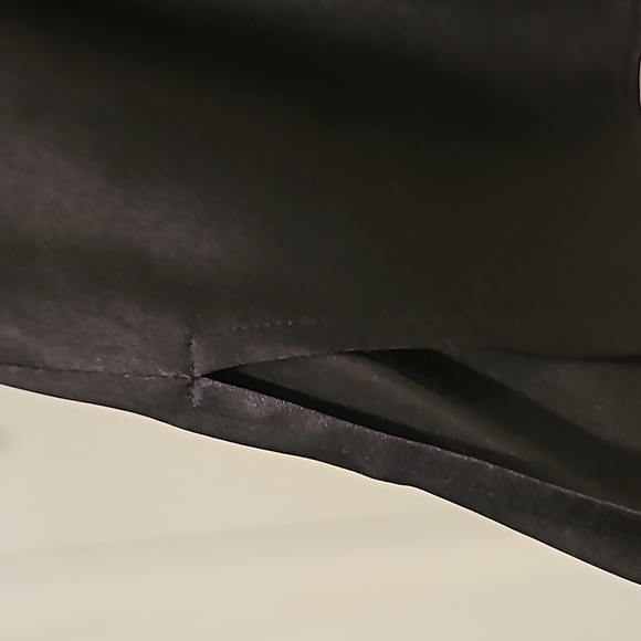 Black Diane von Furstenberg silk top - Picture 4 of 5